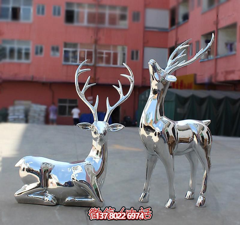 不銹鋼鏡面鹿雕塑，點(diǎn)綴公園景區(qū)