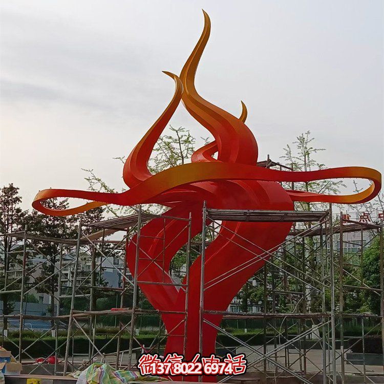 創意景觀不銹鋼雕塑擺件，點亮小區別墅美景