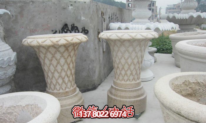 聚焦傳統文化，打造完美的自然景觀——大理石花籃花盆雕塑系列