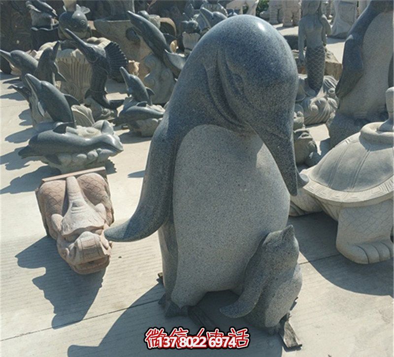 企鵝雕塑，讓公園更加精彩