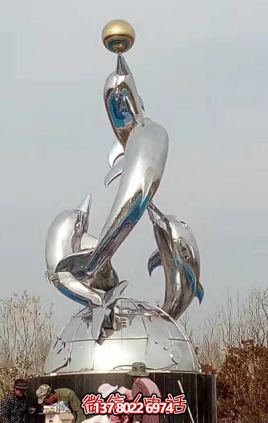 不銹鋼海豚戶(hù)外園林飛躍雕塑