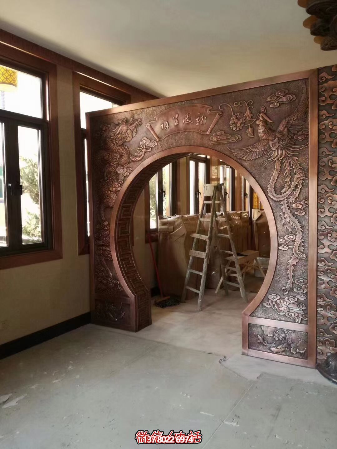品質優(yōu)雅的銅浮雕龍鳳呈祥裝飾隔斷