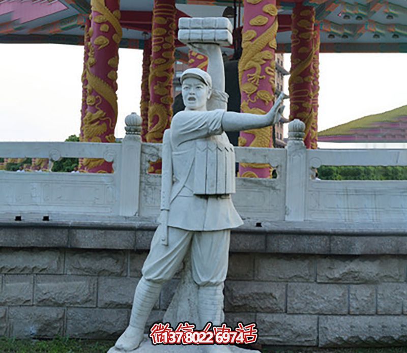 董存瑞景觀雕塑，點綴廣場景觀