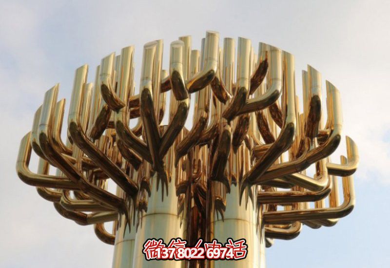 不銹鋼大樹雕塑，金色噴涂