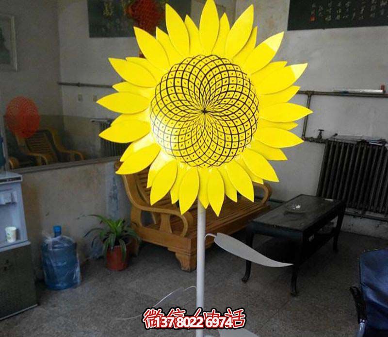 不銹鋼游樂園草坪擺放雕塑，向日葵裝飾