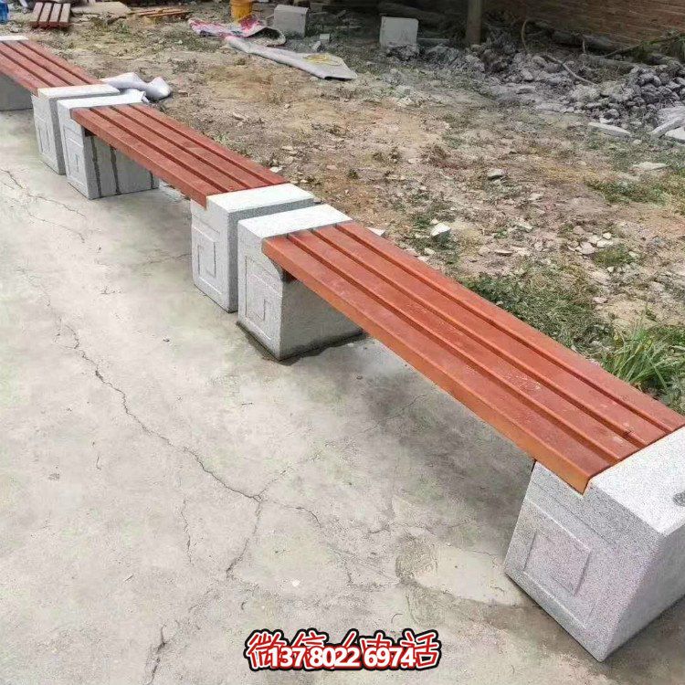 大理石仿木形石凳，點(diǎn)綴校園草坪