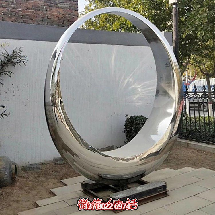 高級不銹鋼圓環雕塑，構筑優雅園林景觀