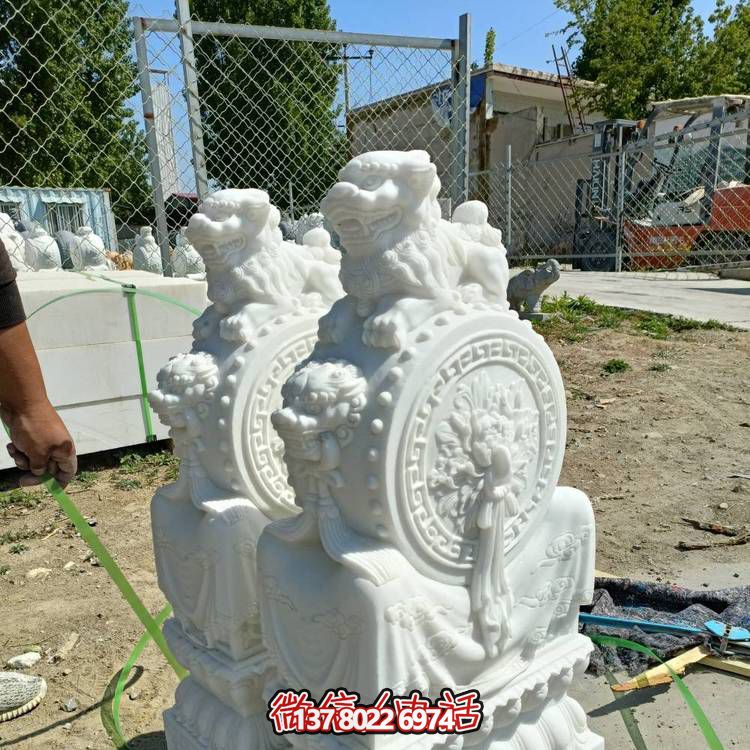 庭院擺放漢白玉石雕小象門(mén)墩貔貅門(mén)墩